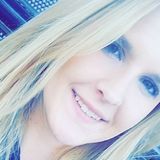 Livielu from Bakersfield | Woman | 28 years old | Taurus