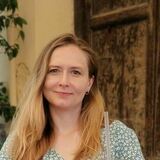 Loretkrits from Buffalo | Woman | 54 years old | Leo