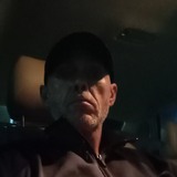 Robertorrellwg from Forest | Man | 44 years old | Aquarius