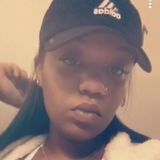 Nini from Omaha | Woman | 35 years old | Taurus