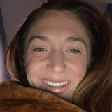 Emme from New Rochelle | Woman | 43 years old | Capricorn
