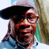 Moebee1Love7Yi from Wakefield | Man | 56 years old | Capricorn