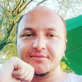 Vjolfridtogq from Fier | Man | 33 years old | Taurus