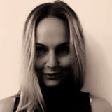 Shine from Athens | Woman | 51 years old | Libra
