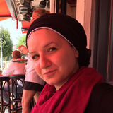 Nour from Rotterdam | Woman | 38 years old | Capricorn