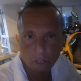 Moron from Florence | Man | 54 years old | Aquarius