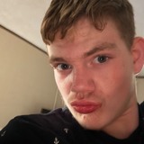 Burtoncamerok0 from Greenwood | Man | 19 years old | Aries