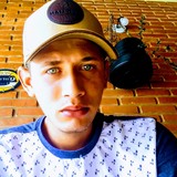 Kel from Rio Claro | Man | 25 years old | Cancer