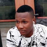 Raymond from San Vito dei Normanni | Man | 30 years old | Aquarius
