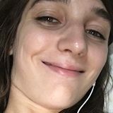 Tata from Caxias do Sul | Woman | 28 years old | Capricorn