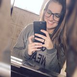 Tay from Inconfidentes | Woman | 26 years old | Capricorn
