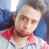 Cris from Azogues | Man | 32 years old | Capricorn