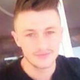 En from Reykjavík | Man | 32 years old | Aries