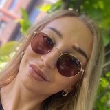 Gina from Denver | Woman | 44 years old | Libra