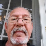Lizfalcopn from Selden | Man | 76 years old | Libra