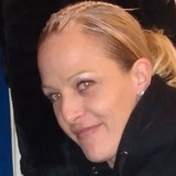 Dee from Greenport | Woman | 47 years old | Virgo