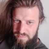 Veon from Lecco | Man | 39 years old | Cancer