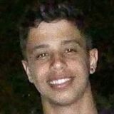 Theus from Sao Fidelis | Man | 26 years old | Aquarius