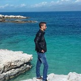 Arnoldbizgdk from Athens | Man | 33 years old | Aquarius