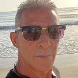 Casil20Zq from Azalea Park | Man | 54 years old | Pisces