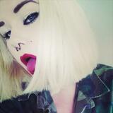 Dandrane from Northampton | Woman | 23 years old | Capricorn