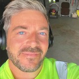 Irisheyes21Lb from An Muileann gCearr | Man | 44 years old | Sagittarius