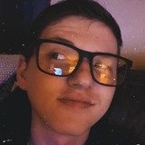 Logantd12U from Cuero | Man | 21 years old | Aquarius