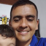 Fernandovaroqd from Florencia | Man | 45 years old | Aquarius
