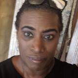 Linmarie from Tampa | Woman | 66 years old | Sagittarius